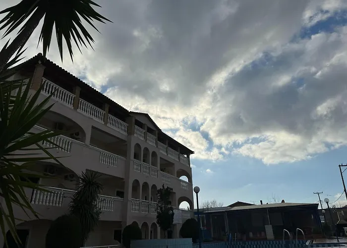 Sandy Maria 704 公寓 *